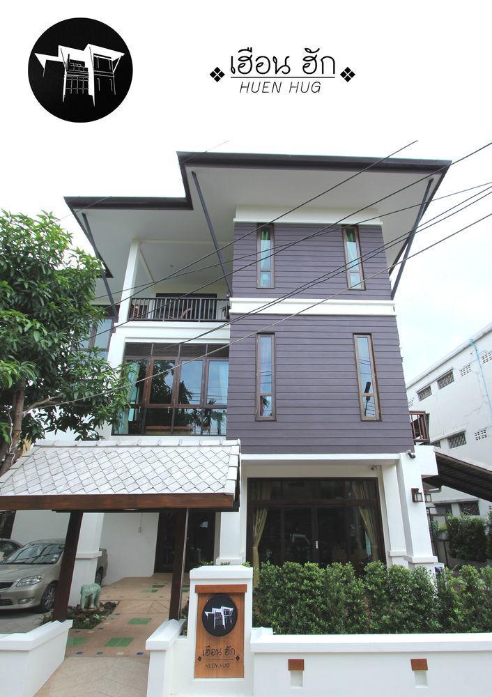 Huen Hug Chiang Mai Hotel Exterior foto